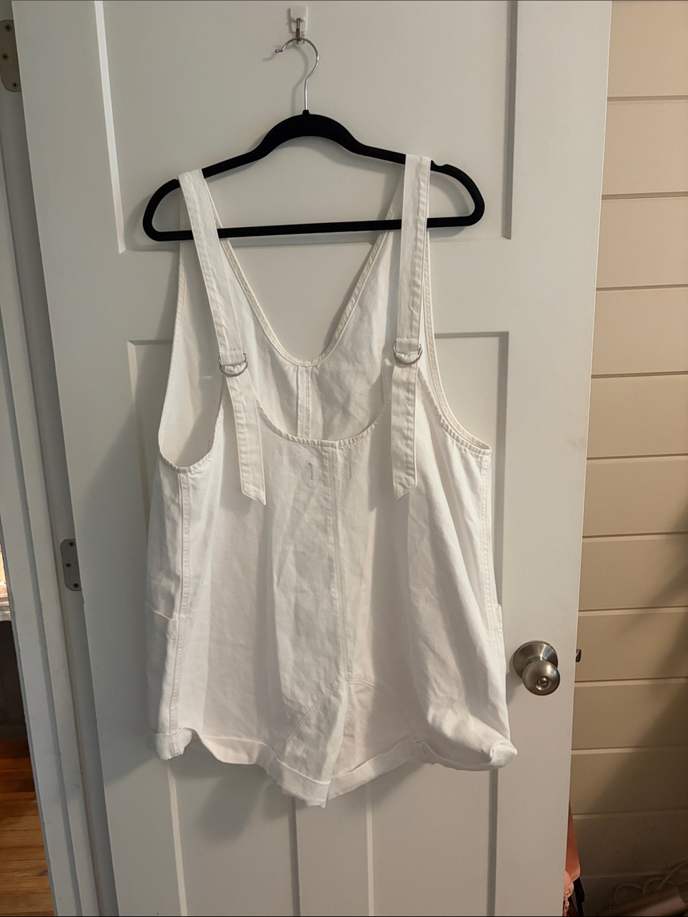 We the free NWOT shortall